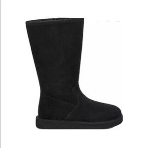 Uggs Alber Black (Size 7) - New